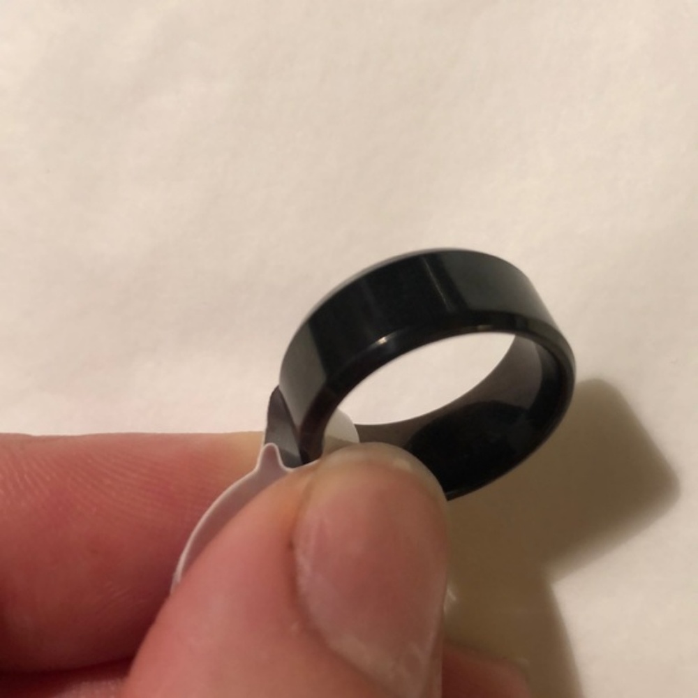 8mm Fashion Stainless Steel Titanium Band Ring - Picture 3 of 3